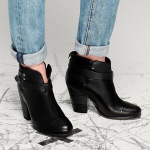 The Iconic “Rag & Bone” Harris Boot In Black Leather!